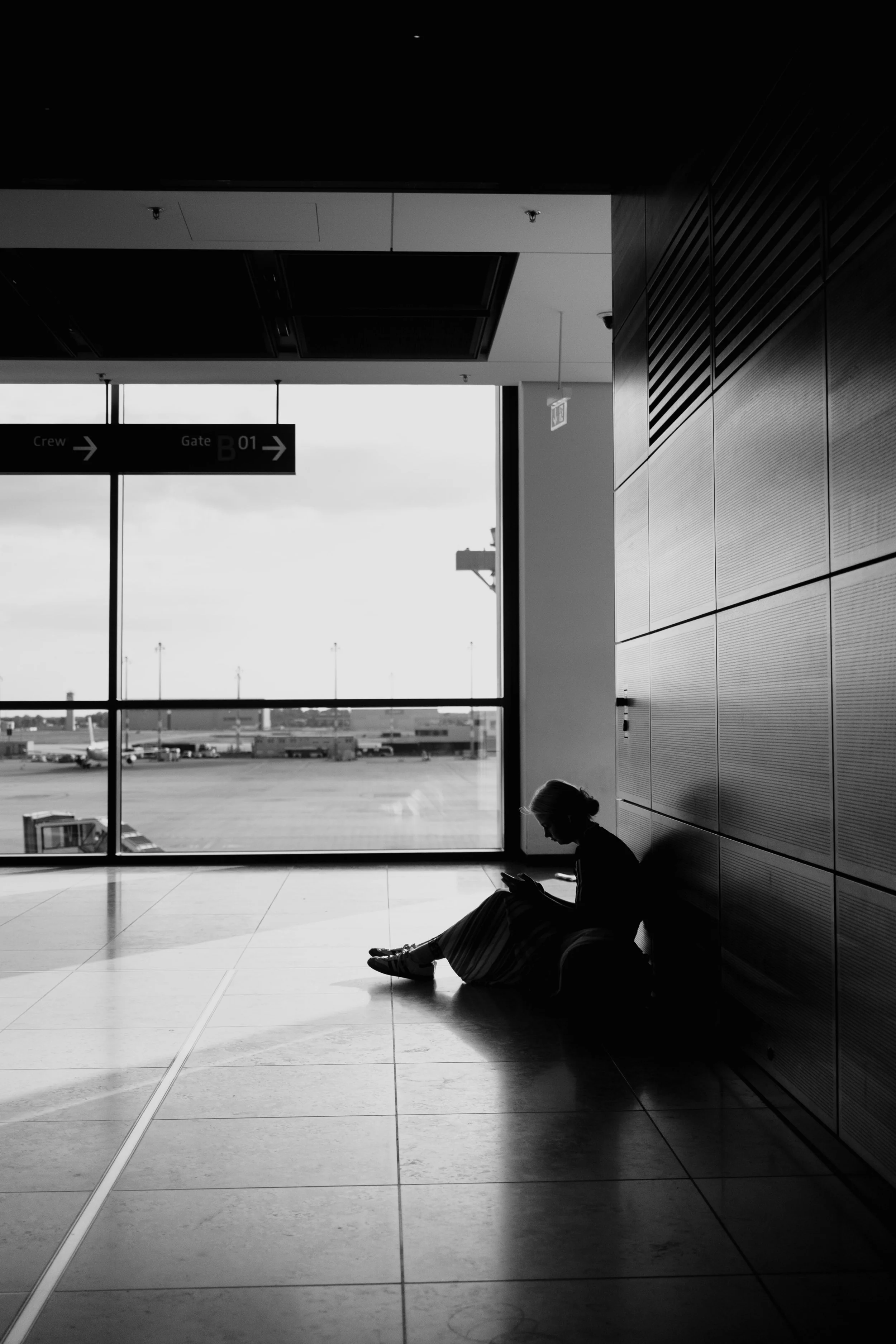 waiting at berlin airport