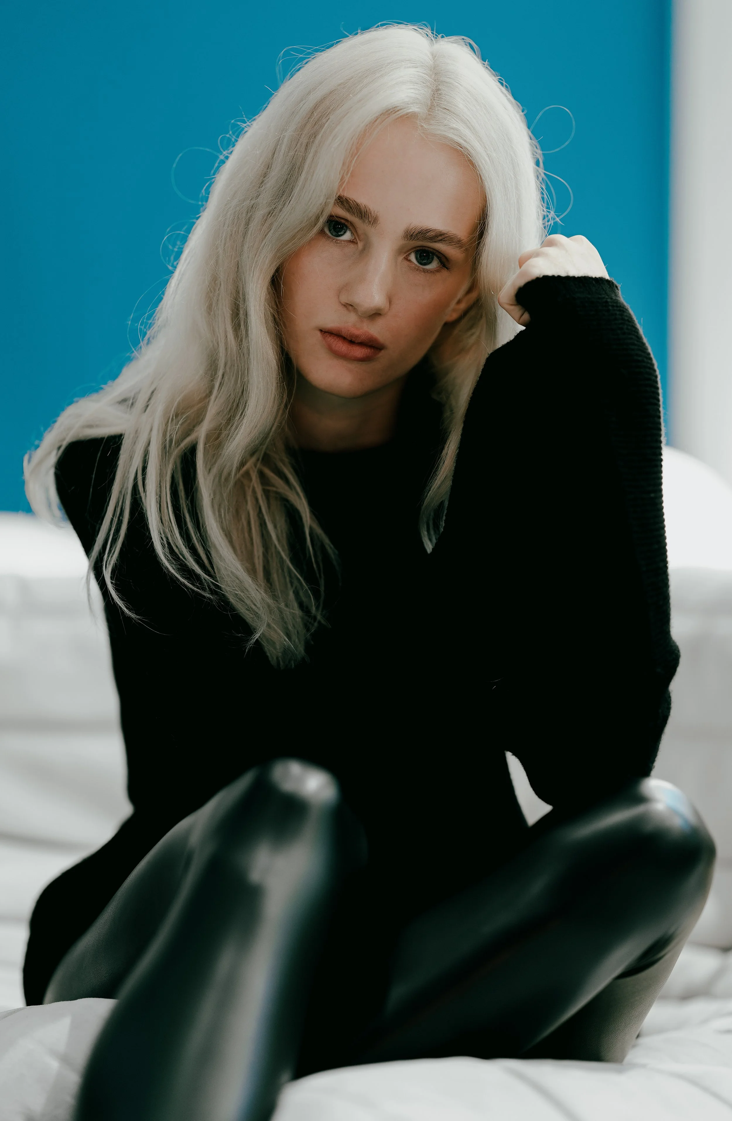 portrait of lara at mercedes studio munich